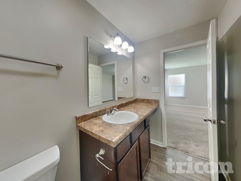 Building Photo - 2944 Mozart Way