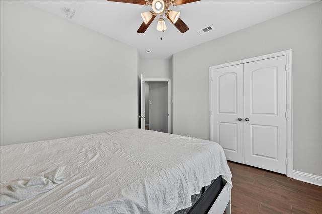 Building Photo - 7815 Cottonwood Dr