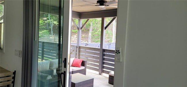 Building Photo - 109 Marina Parc Dr