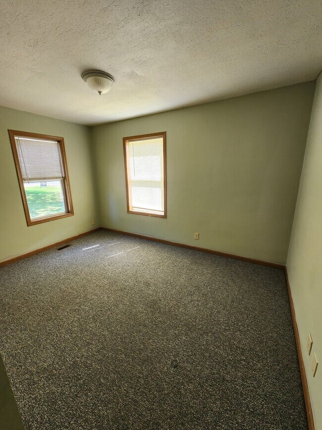 Building Photo - 1718 12th St