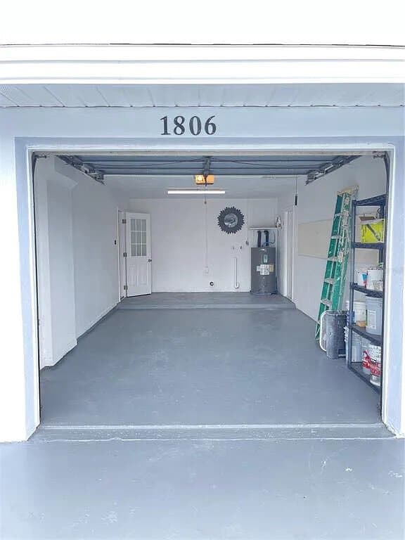 Building Photo - 1806 Ironwood Ct W