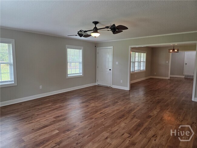 Building Photo - 5944 GA-21