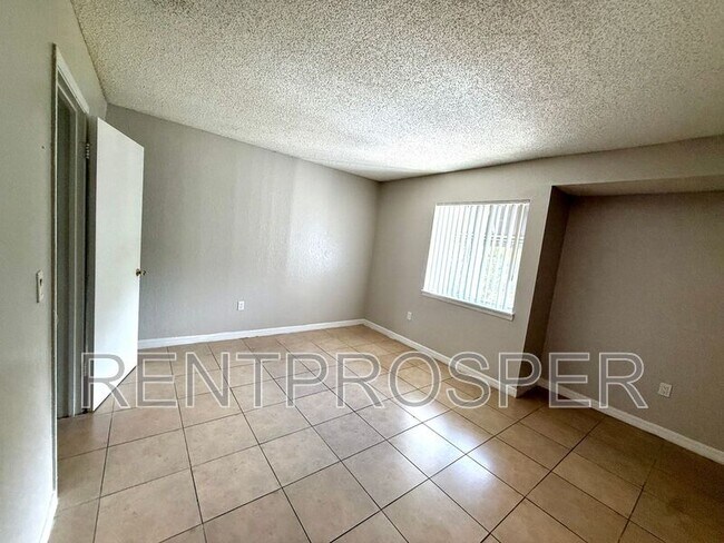 Building Photo - 4149 S Semoran Blvd