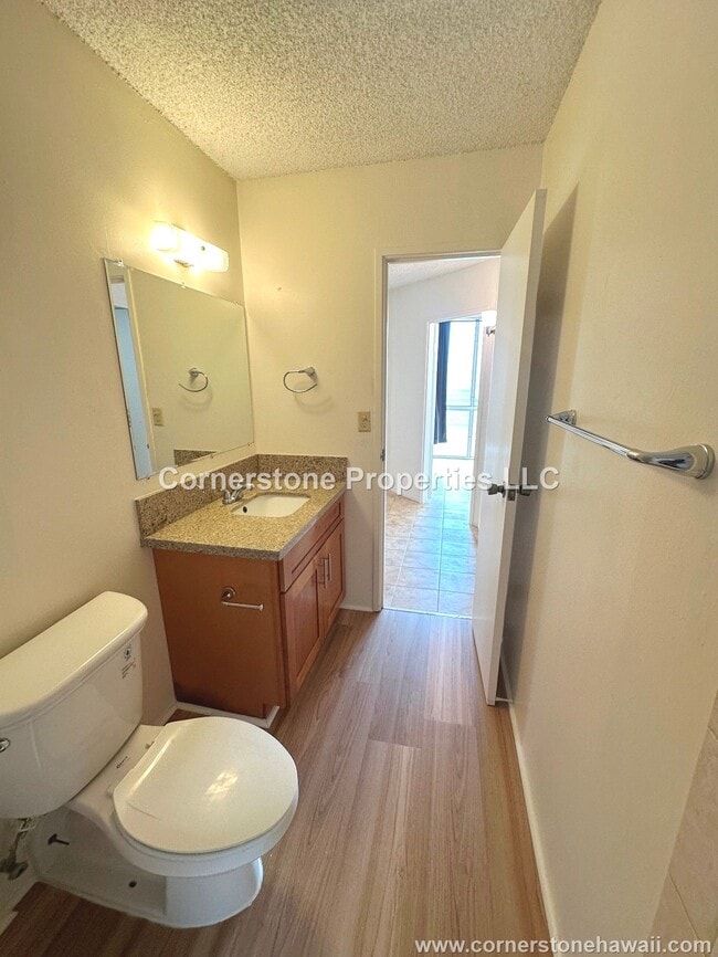 Building Photo - 95-2057-2057 Waikalani Pl