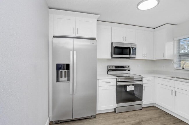 Building Photo - 3166 Downing St