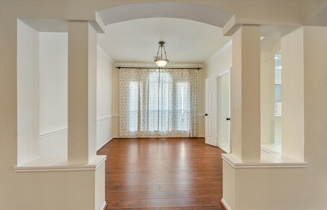 Building Photo - 2618 Oxhill Ct