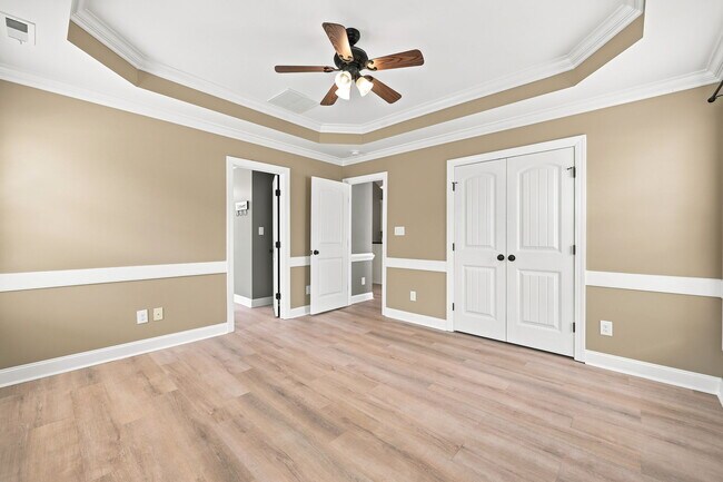 Building Photo - 2517 Sawgrass Dr
