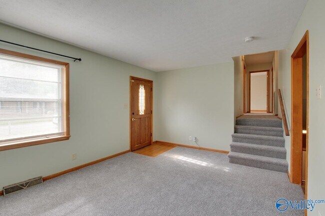 Building Photo - 3902 Mccalley Pl