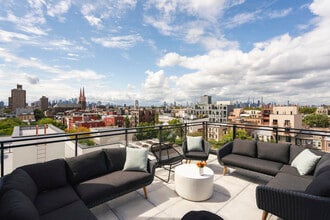 Building Photo - 222 Johnson Ave