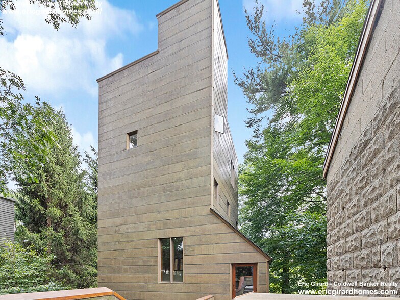 Building Photo - 170 Rawson Rd