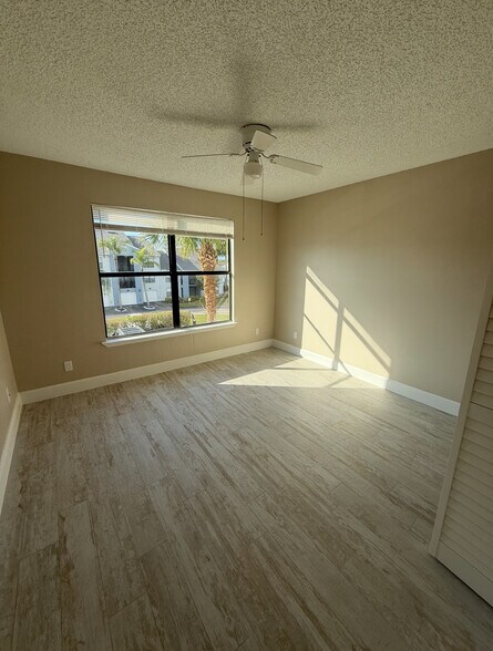 Building Photo - 13621 Eagle Ridge Dr