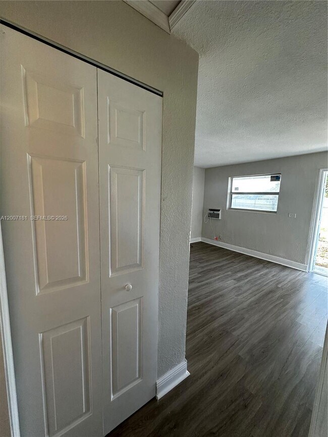 Building Photo - 11840 SW 212th St