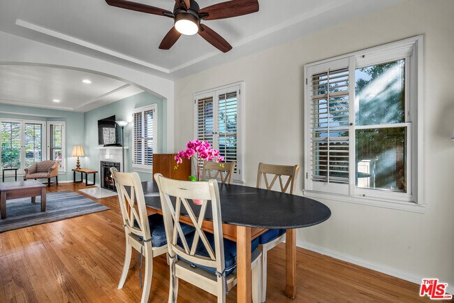 Building Photo - 8207 Stewart Ave