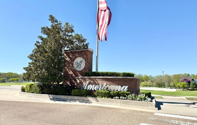 Building Photo - Cottage-Style 3BR Home in Americana