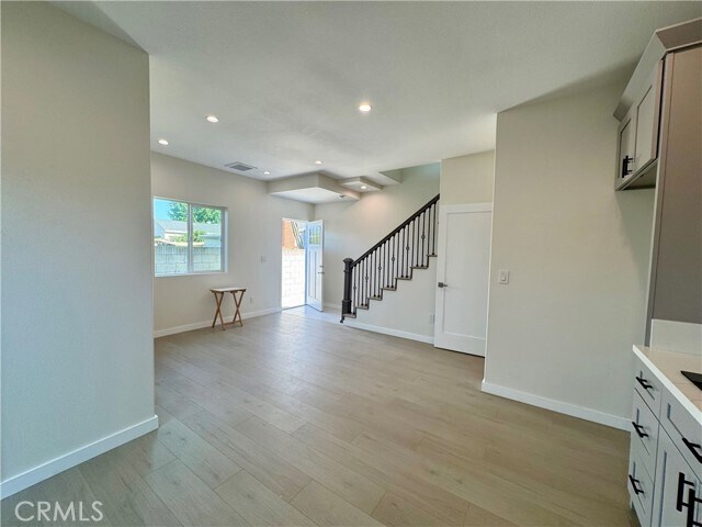 Building Photo - 147 E 59th St