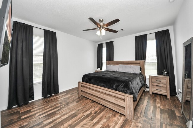 Building Photo - 1601 Bel Riposo Ln