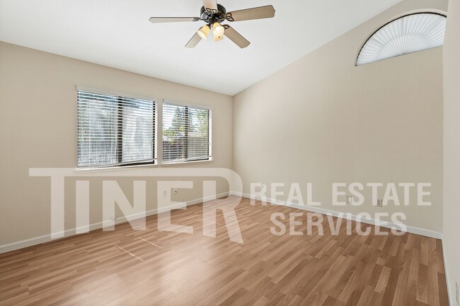 Building Photo - 8501 Yellowtail Way