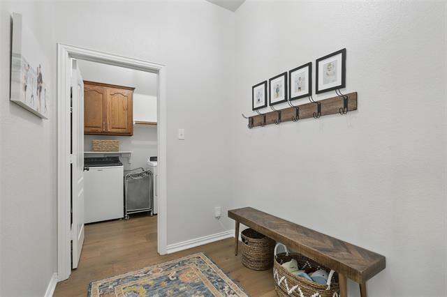 Building Photo - 120 Castle Pines Dr