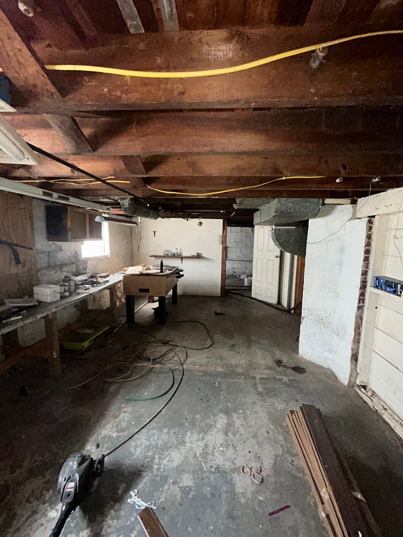 Building Photo - 2345 Iowa St