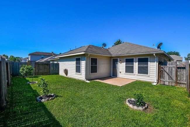 Building Photo - 21134 Normand Meadows Ln