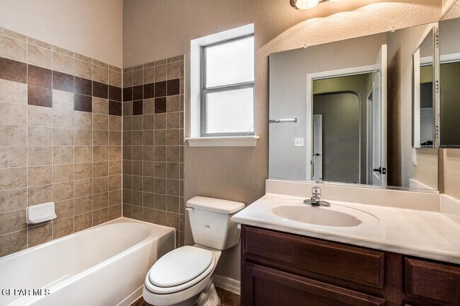 Building Photo - 14340 Apache Point Dr