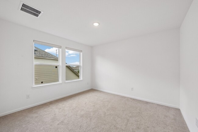 Building Photo - 7818 Palm Glade Dr