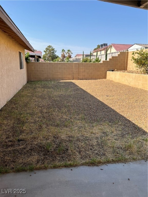 Building Photo - 3941 Avocado Dr