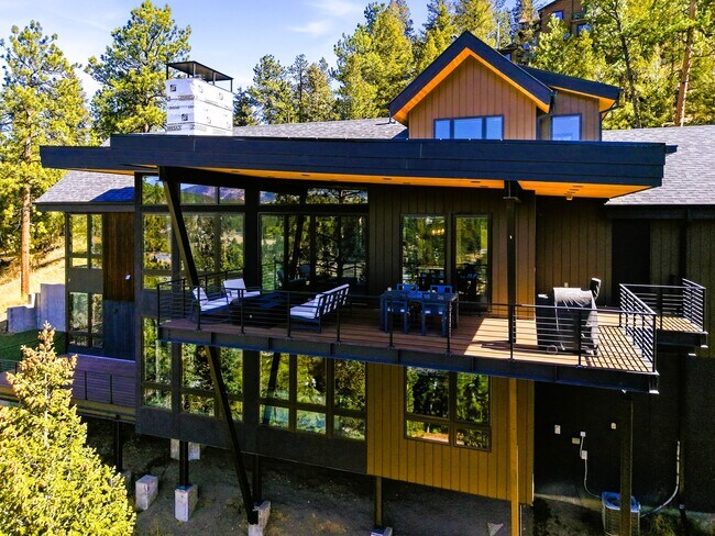 Building Photo - 4475 Forest Trail