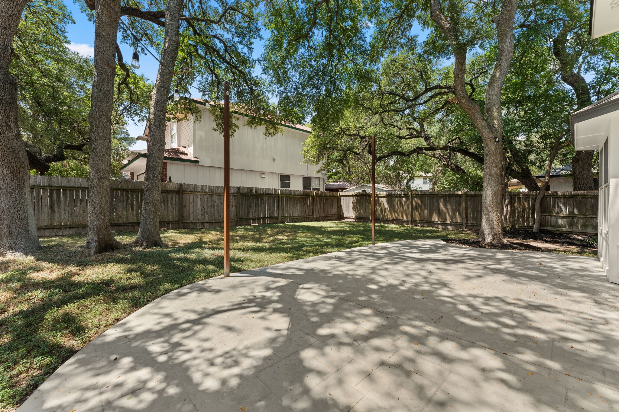 Building Photo - 1401 Wheatfall Ln