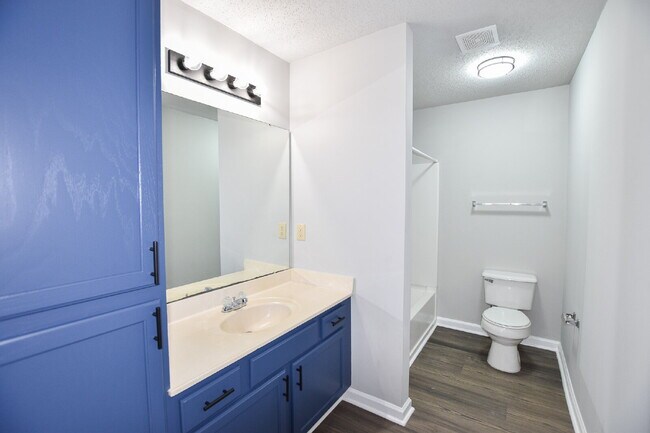 Building Photo - Spacious two-bedroom, two bath Condo in Little River SC