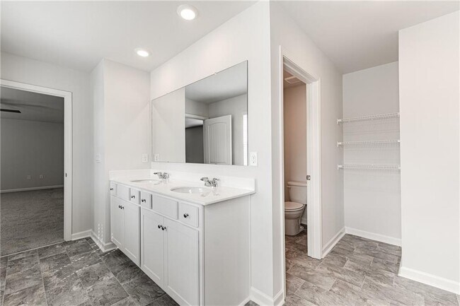 Building Photo - 545 King Vlg