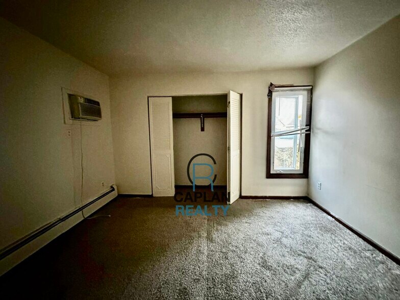 Building Photo - 50 Whiting St