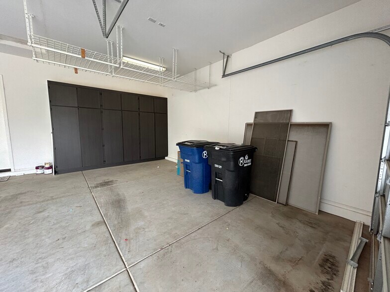 Building Photo - 6234 S Twilight Ct