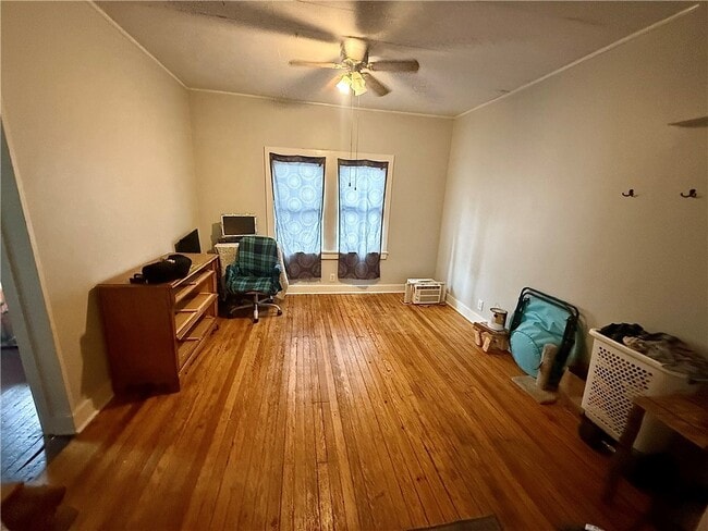 Building Photo - 67 Main St