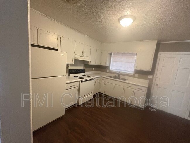 Building Photo - 77 Dolphin Ln