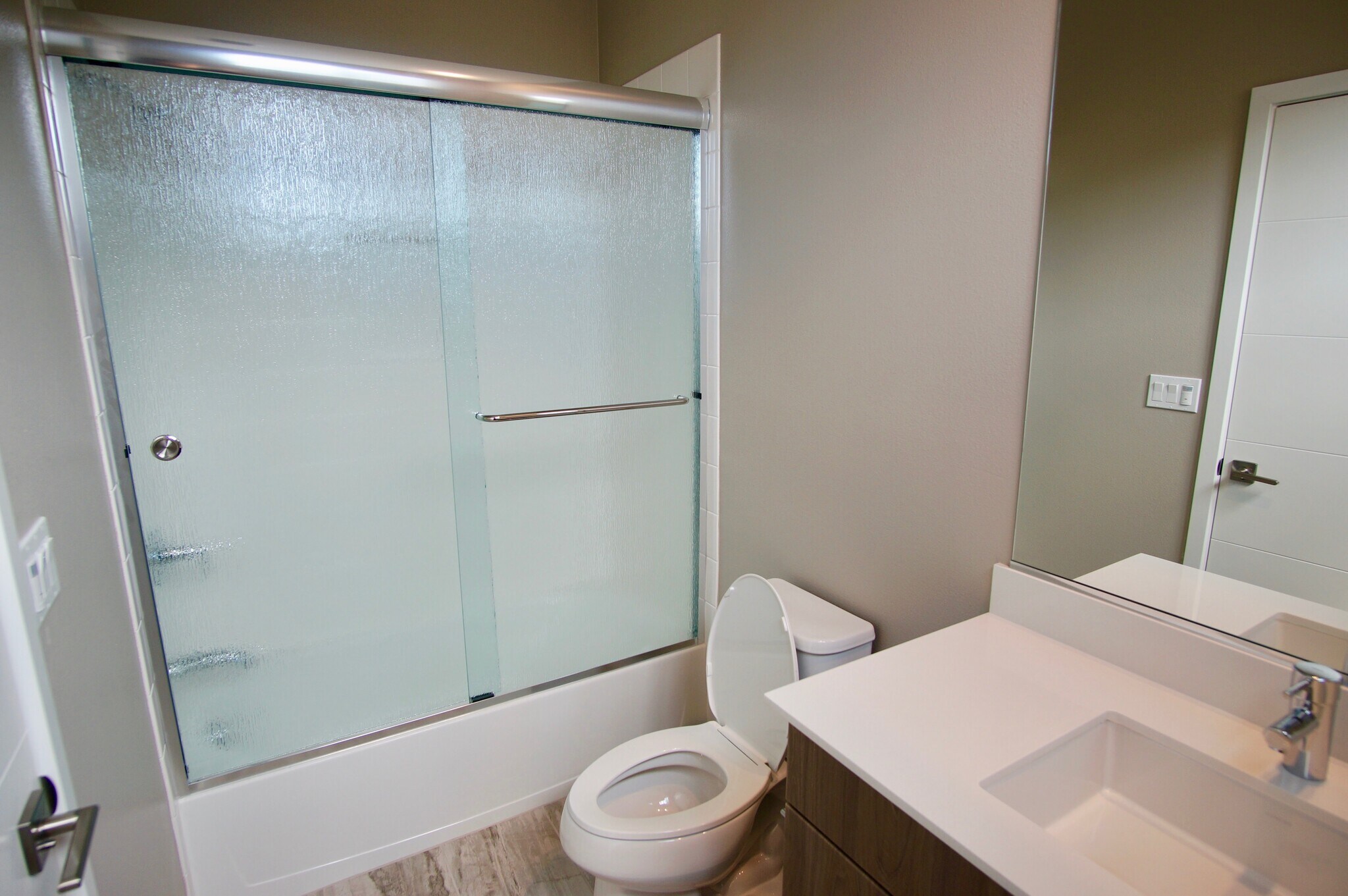 Building Photo - 1427 Wood St