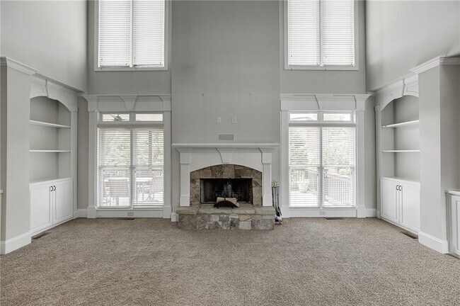 Building Photo - 4612 Grandview Pkwy