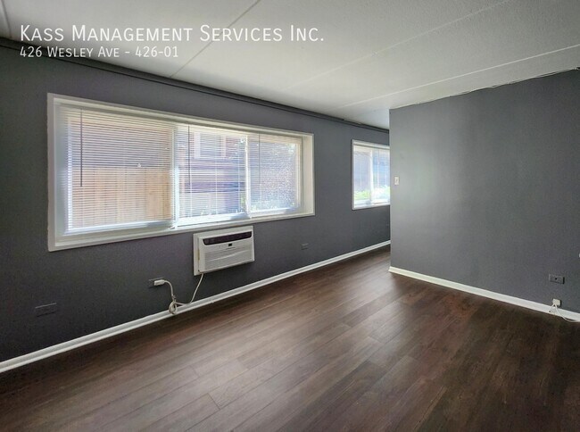 Building Photo - 426 Wesley Ave