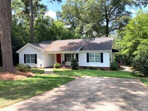 Building Photo - Charming 3 bed, 3 bath Home in Prime Augusta Location