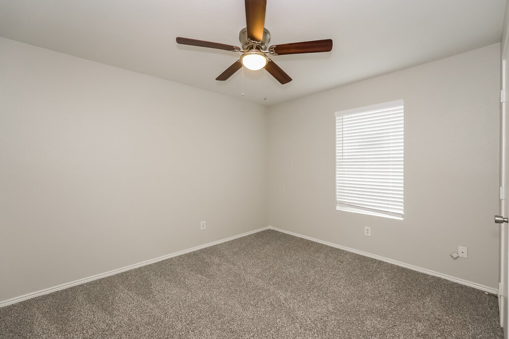 Building Photo - 909 Rio Bravo Dr