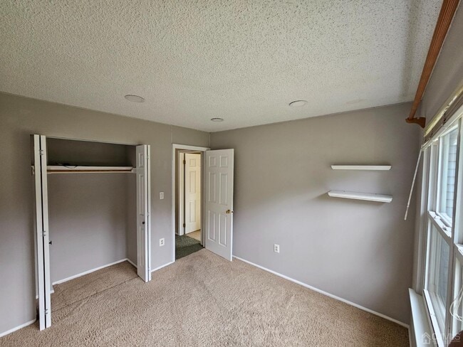 Building Photo - 62 Rice Run