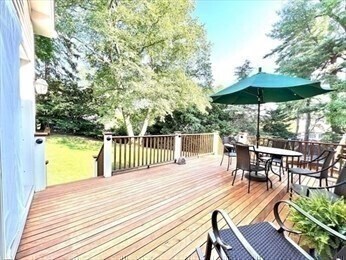 Building Photo - 12 Kilburn Rd