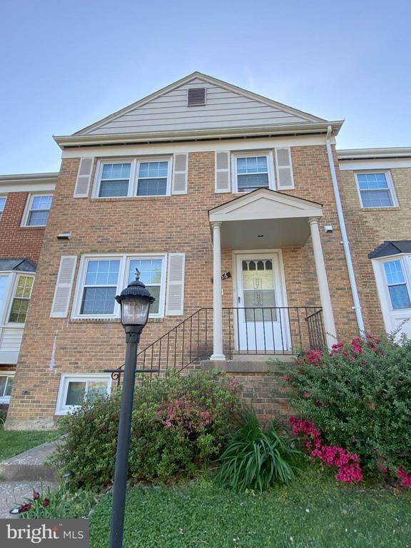 Building Photo - 3056 Covington St