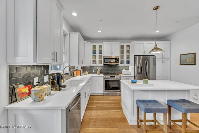 Building Photo - 28 Catherine St