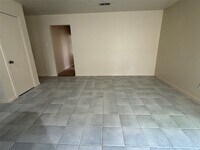 Building Photo - 14707 Cypress Meadow Dr