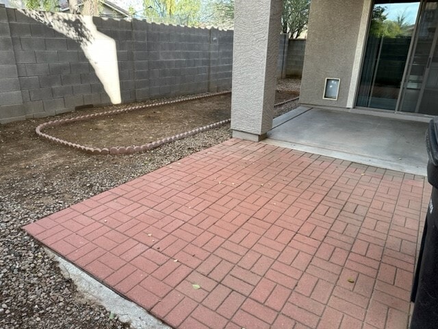 Building Photo - 1206 E Boston St