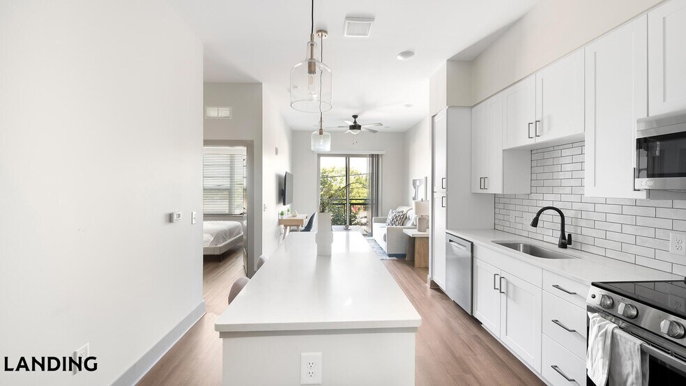 Building Photo - 1310 Hillside Ave