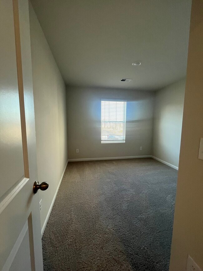 Building Photo - 5113 Brailey Cir