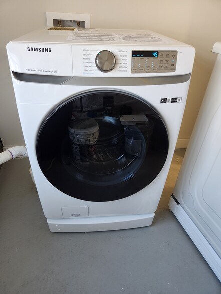 Wi-Fi Washer - 1128 S 54th St