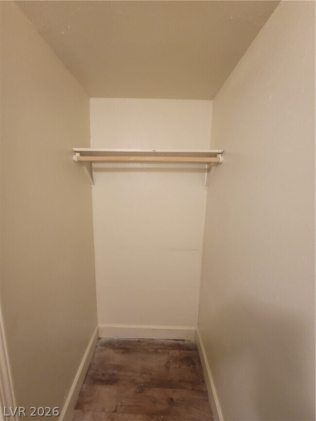 Building Photo - 5126 Golden